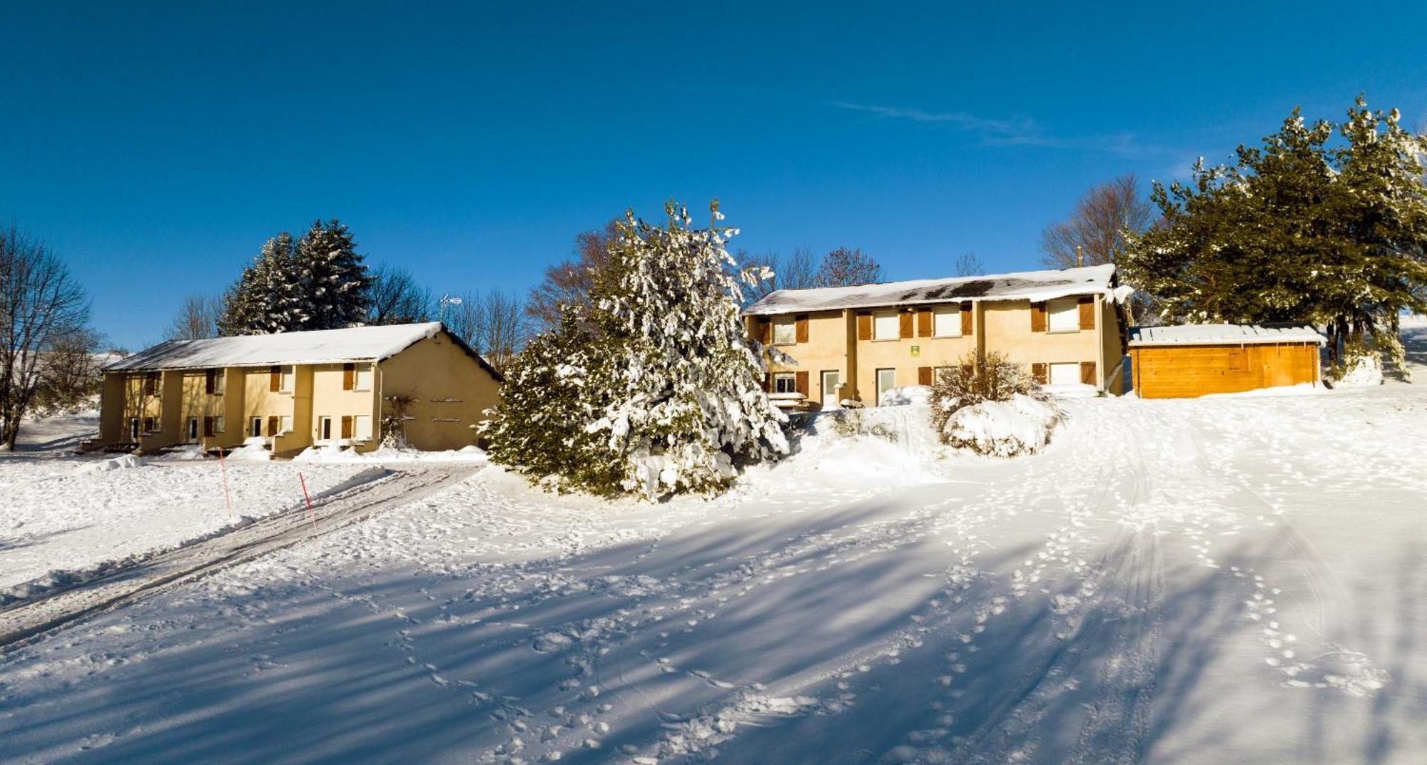 Villa Les Genêts du Sancy à Besse-et-Saint-Anastaise Extérieur photo